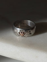 Load image into Gallery viewer, Vintage Hearts of Claddagh Sterling Silver Two-Tone Ring Size 7
