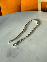 Load image into Gallery viewer, Vintage Sterling Silver Bracelet 6.25”
