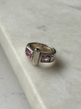 Load image into Gallery viewer, Pink Quartz &amp; Peridot Sterling Silver Ring Size 6
