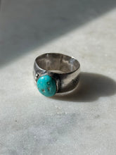 Load image into Gallery viewer, Vintage Turquoise Sterling Silver Ring Size 9
