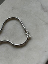 Load image into Gallery viewer, Vintage Milor 950 High Yield Silver Chain 18”
