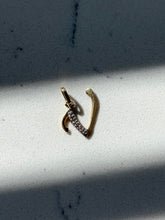 Load image into Gallery viewer, Vintage 18k Yellow Gold Diamond ‘V’ Charm
