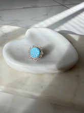 Load image into Gallery viewer, Vintage Carved Sterling Silver Ring Size 5
