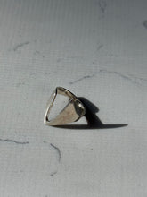 Load image into Gallery viewer, Vintage Sterling Silver Ring Size 7.5
