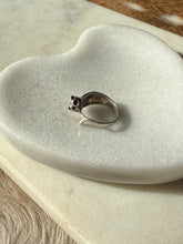 Load image into Gallery viewer, Vintage Sterling Silver Cat Ring Size 6.75
