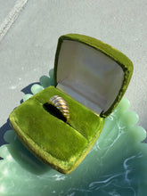 Load image into Gallery viewer, Scalloped Dome 14k Yellow Gold Ring Size 8
