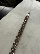 Load image into Gallery viewer, Italian Two-Toned Panther Link Sterling Silver Bracelet 7.25”
