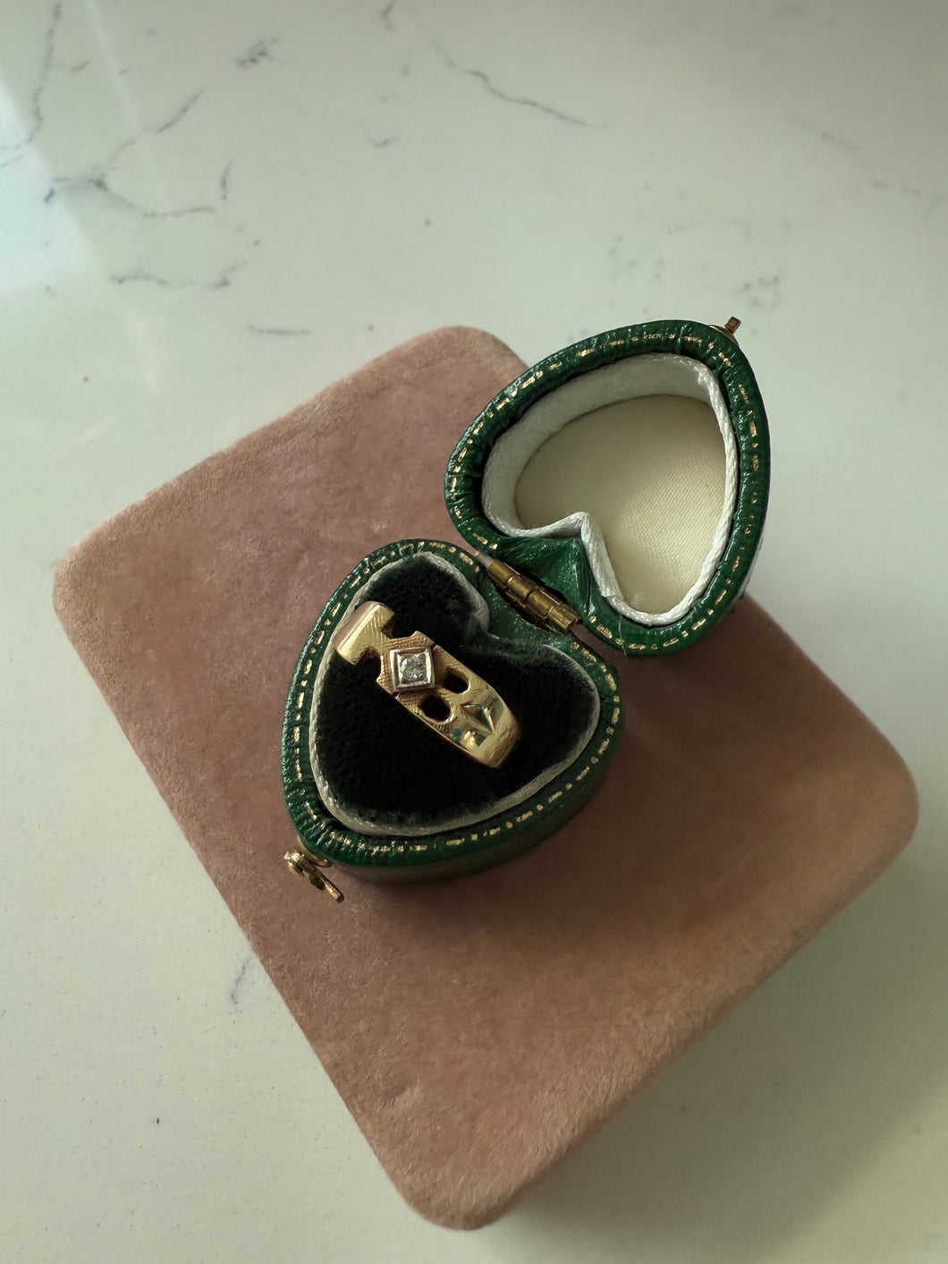 ‘KB’ Vintage Solid 14k Yellow Gold Diamond Ring Size 7