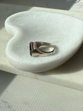 Load image into Gallery viewer, Vintage Black Onyx sterling Silver Ring Size 6.5
