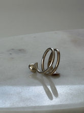 Load image into Gallery viewer, Mexico Black Onyx Sterling Silver Ring Size 7.5
