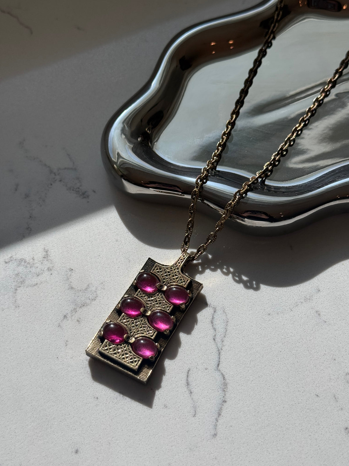 Vintage Pink Cab Costume Necklace 24”