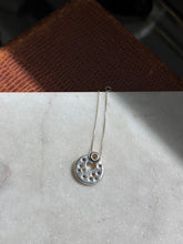 Load image into Gallery viewer, Vintage Sterling Silver Necklace 18”
