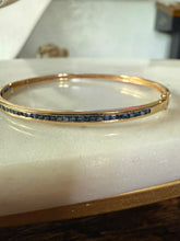 Load image into Gallery viewer, Vintage Princess Cut Natural Blue Sapphire 14k Yellow Gold Bangle Bracelet
