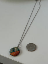 Load image into Gallery viewer, Vintage Spiny Oyster &amp; Abalone Shell Sterling Necklace 18”
