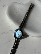 Load image into Gallery viewer, Vintage Blue Face Silver Tone Wrist Watch
