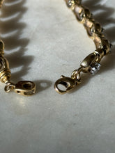 Load image into Gallery viewer, Vintage Solid 18k Yellow Gold 2.0ctw Natural Diamond Bracelet
