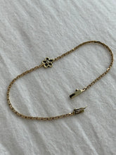 Load image into Gallery viewer, Diamond Flower 14k Gold Bracelet
