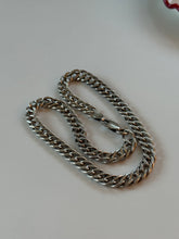 Load image into Gallery viewer, Vintage Double Curb Link Sterling Silver Chain 15.5”
