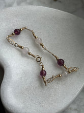 Load image into Gallery viewer, Vintage 1/20 12k Gold Fill Bead Bracelet
