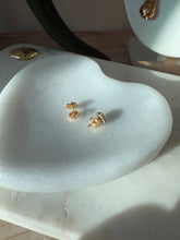 Load image into Gallery viewer, Vintage Opal 14k Yellow Gold Push Back Earrings
