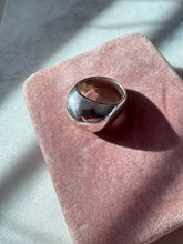 Load image into Gallery viewer, Vintage Sterling Silver Classic Dome Ring Size 6.75
