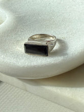Load image into Gallery viewer, Vintage Black Onyx sterling Silver Ring Size 6.5
