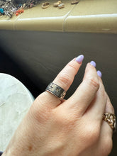 Load image into Gallery viewer, Star Sterling Silver Ring
