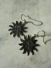 Load image into Gallery viewer, Vintage Sterling Silver Sun Earrings
