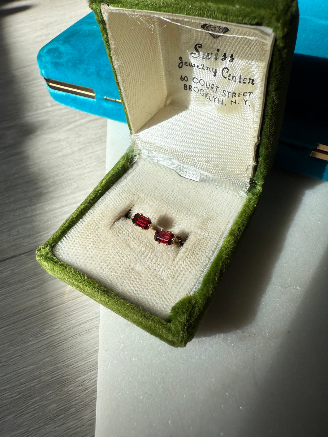 Vintage Garnet 14k Gold Push Back Earrings