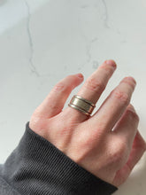 Load image into Gallery viewer, Trilogy Mexico Vintage Sterling Ring Size 7

