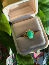 Load image into Gallery viewer, Vintage 20.9k Solid Gold Jade Ring Size 3.25
