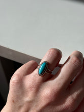 Load image into Gallery viewer, Vintage Turquoise Sterling Silver Ring Size 6
