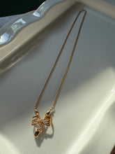 Load image into Gallery viewer, Vintage 12k Gold Fill Bow Necklace 19”
