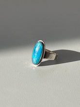 Load image into Gallery viewer, Vintage Turquoise Sterling Silver Ring Size 5
