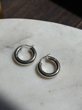 Load image into Gallery viewer, Italian Tubular Sterling Silver Hoops
