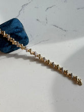 Load image into Gallery viewer, Gold Vermeil X Link Bracelet 7”
