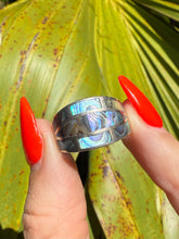 Load image into Gallery viewer, Abalone Sterling Silver Ring Size 8
