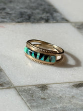 Load image into Gallery viewer, Vintage Southwestern Opal Black Onyx Inlay 14k Gold Ring Size 6
