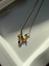 Load image into Gallery viewer, Vintage 12k Gold Fill Bow Necklace 19”
