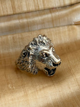 Load image into Gallery viewer, Vintage Lion Sterling Silver Ring Size 9
