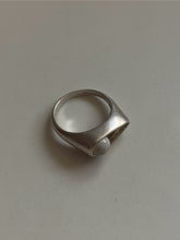Load image into Gallery viewer, Modernist White Stone Sterling Ring
