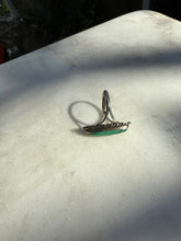 Load image into Gallery viewer, Vintage Malachite Sterling Silver Ring Size 5.5
