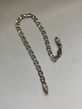 Load image into Gallery viewer, Flat Mariner Sterling Silver Bracelet
