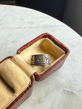 Load image into Gallery viewer, Star Sterling Silver Ring
