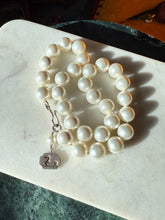 Load image into Gallery viewer, Chunky Pearl Sterling Silver Necklace 19”
