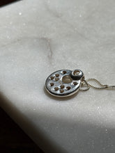 Load image into Gallery viewer, Vintage Sterling Silver Necklace 18”
