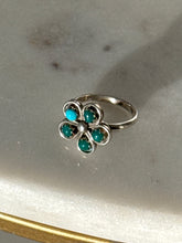 Load image into Gallery viewer, Vintage Turquoise Flower Sterling Silver Ring Size 2.5
