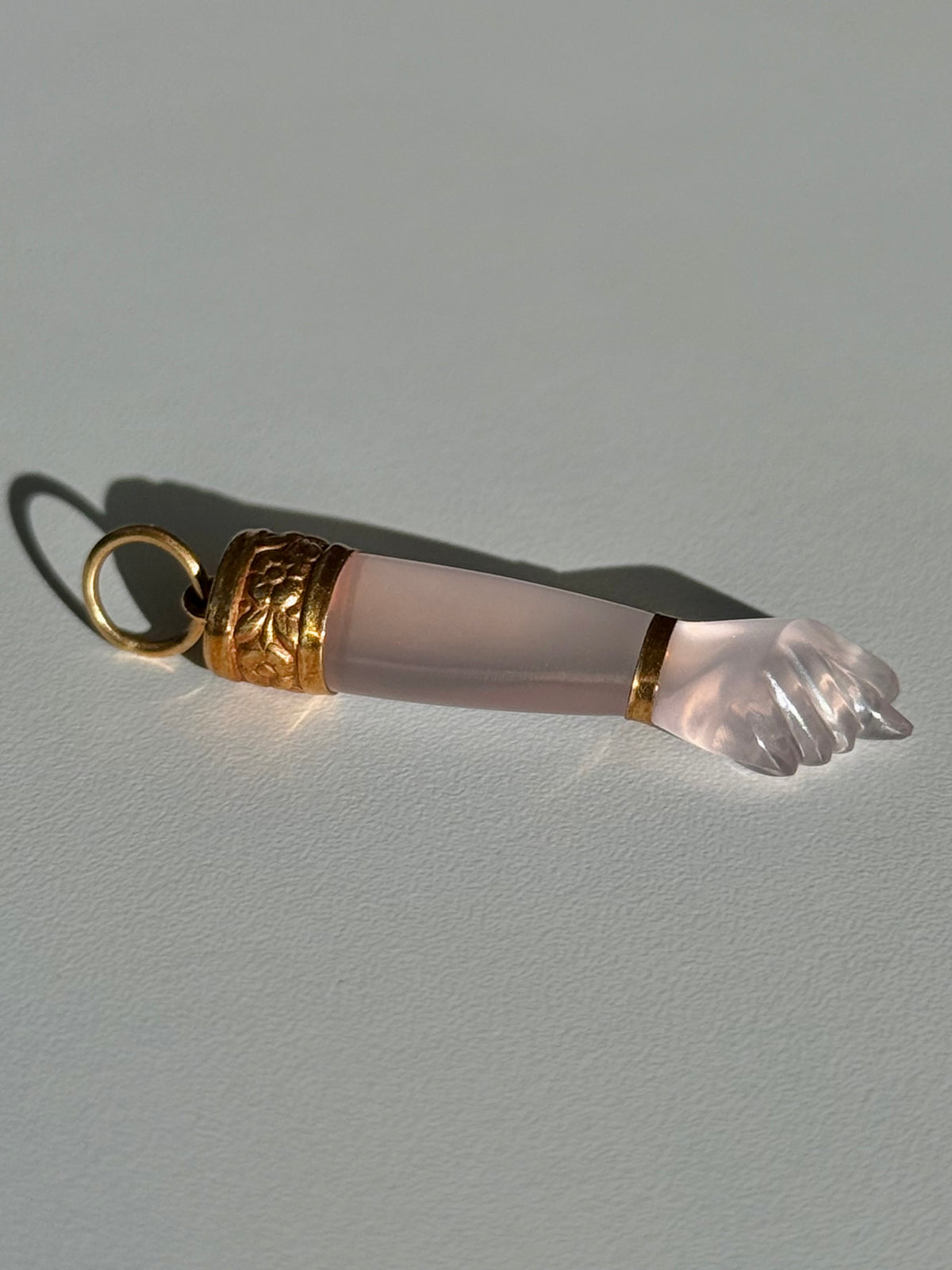 Chalcedony 18k Gold Mano Figa Pendant