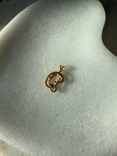 Load image into Gallery viewer, Vintage 14k Gold Script ‘D’ Pendant
