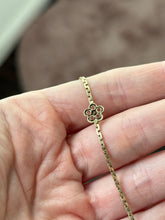 Load image into Gallery viewer, Diamond Flower 14k Gold Bracelet
